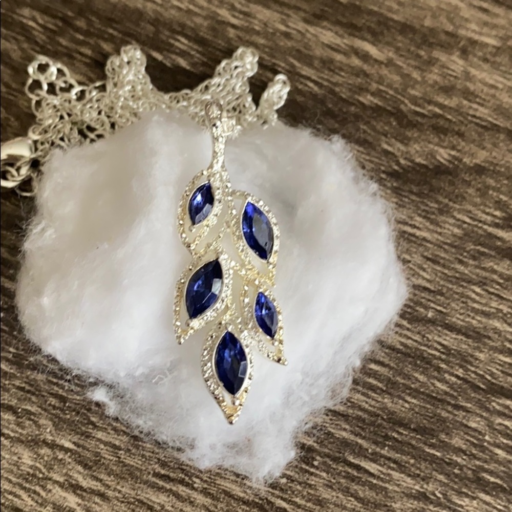 Blue stone necklace